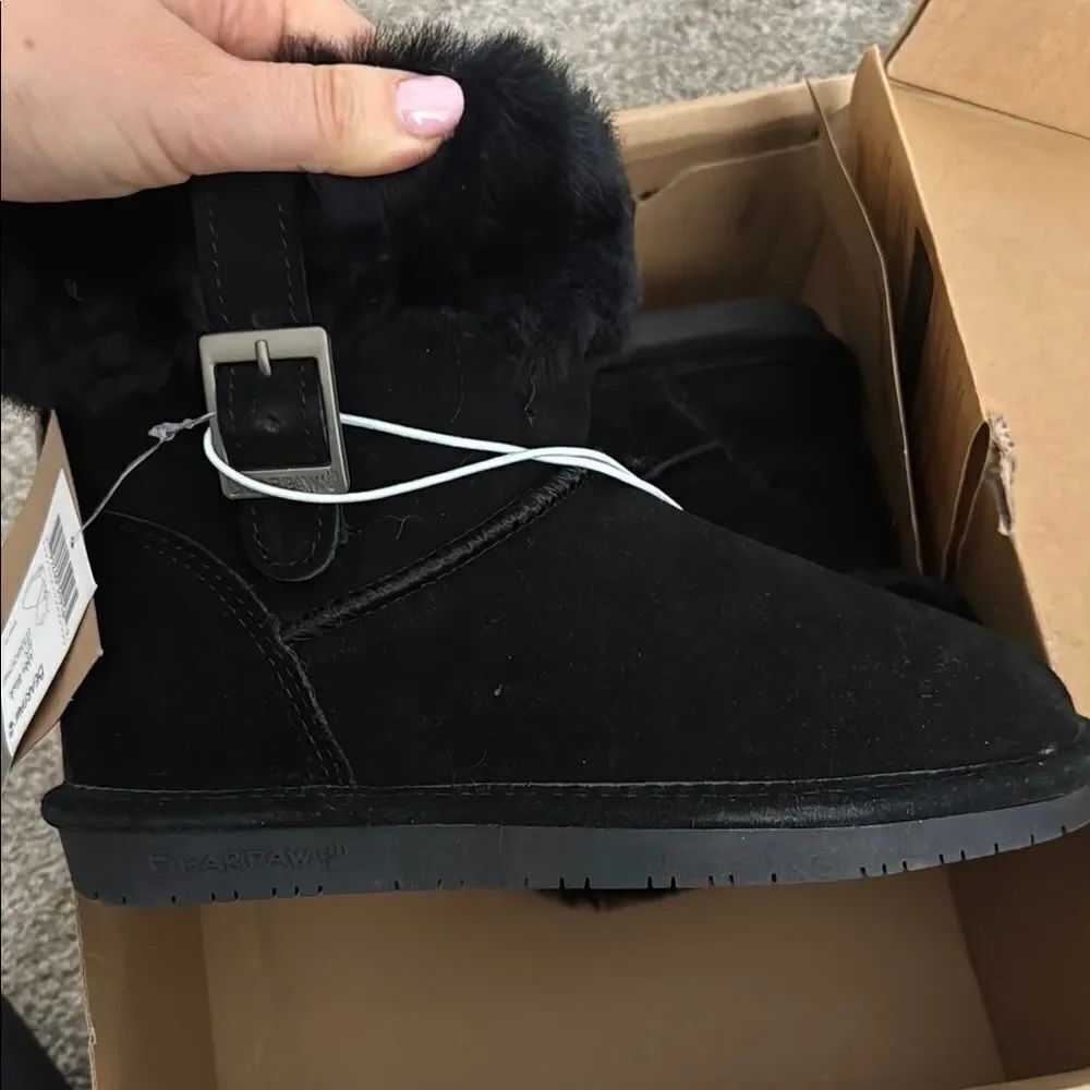 Bearpaw Black Suede Boots ABBY NEW IN BOX SIZE 7